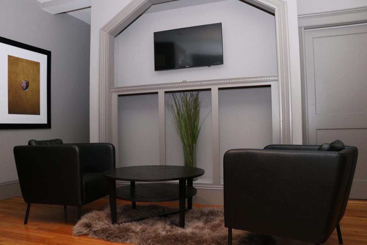 A Stylish Stay With A King Bed And Heated Floors #27 Brookline Exterior foto